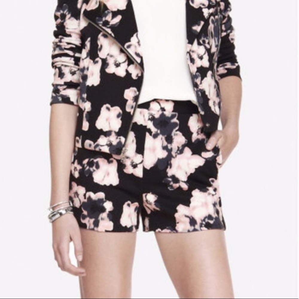 Express High Waisted Floral shorts